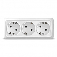 Розетка Олимп 3-местная с заземлением, открытой установки, белая (линейная)
